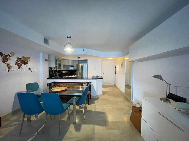 Building Photo - 8911 Collins Ave