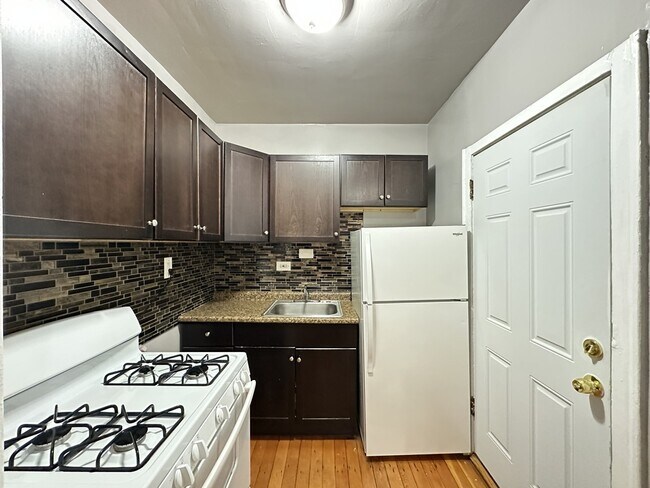 Foto del edificio - 4265 W Addison St