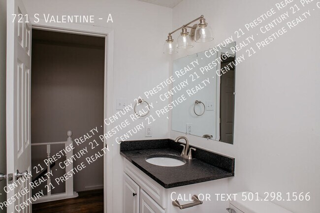 Foto del edificio - 721 S Valentine-A