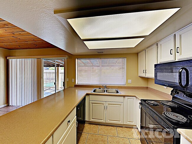 Foto del edificio - 927 W Kiva Ave