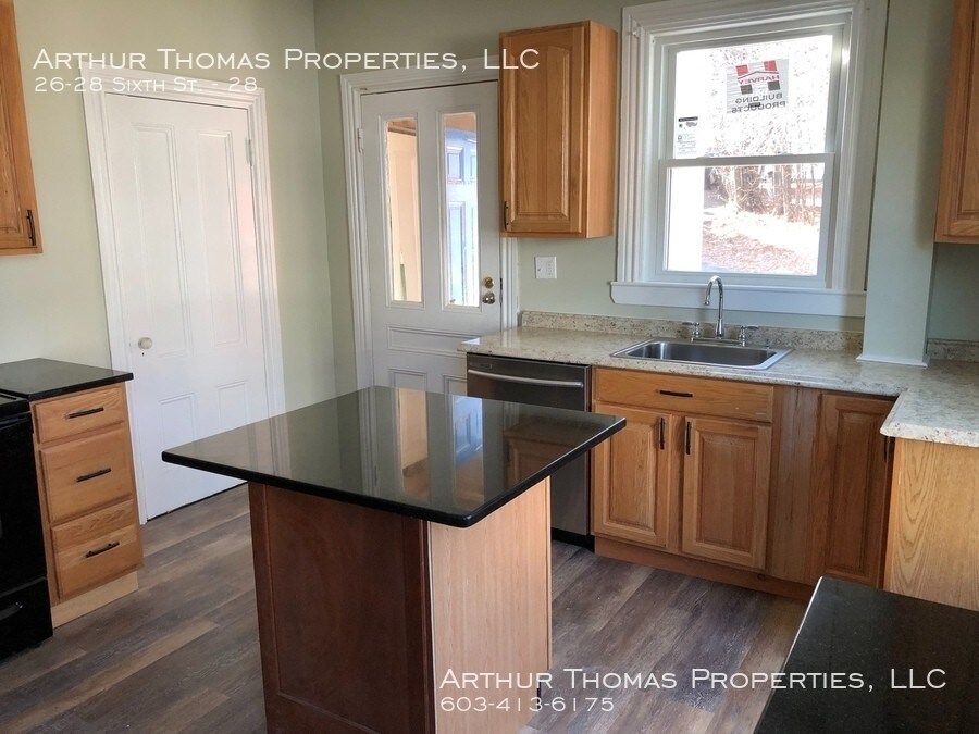 Primary Photo - 26-28 6th St