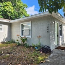 Building Photo - 1246 17th Pl