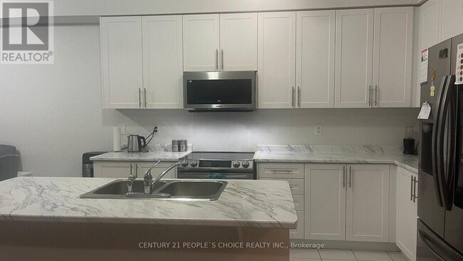 Building Photo - 48 Littlewood Dr