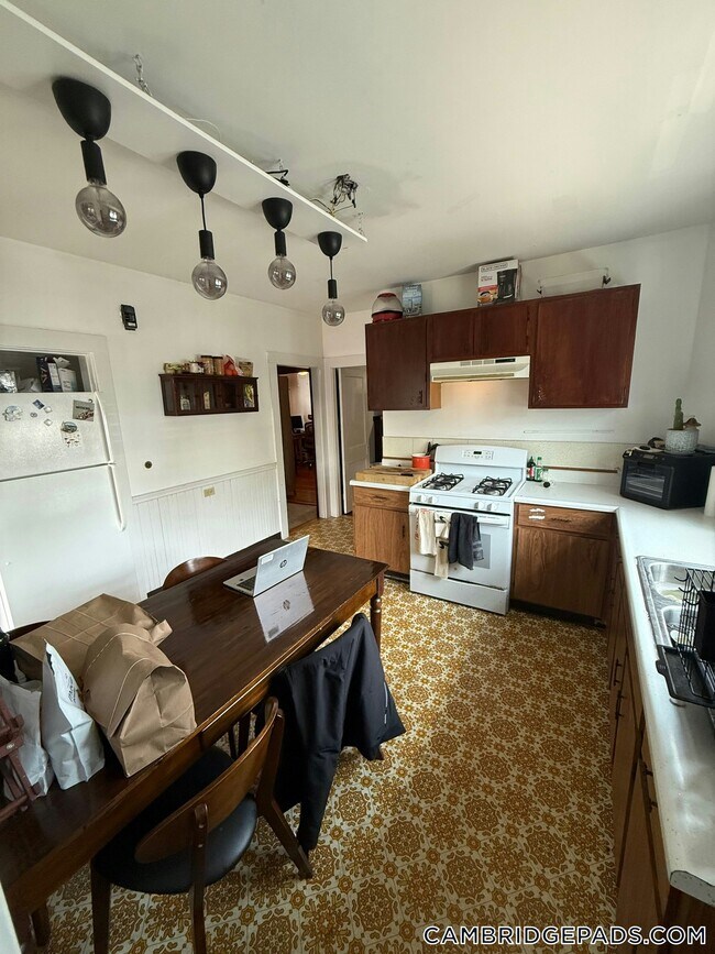 Foto del edificio - 9 Roberts Rd