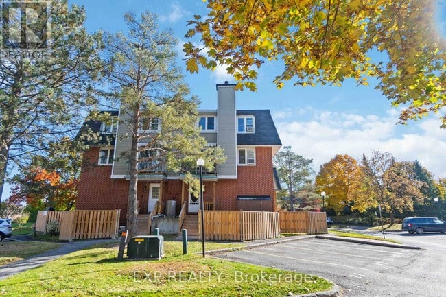 Building Photo - 6 Terrace Dr