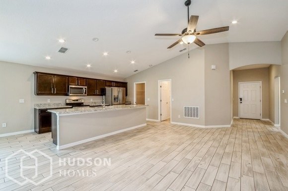 Building Photo - NOW AVAILABLE! - 2946 Harlow Ave, St. Clou...