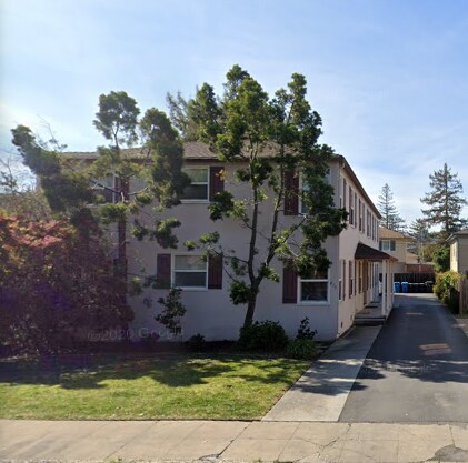 Building - 418 Birch St