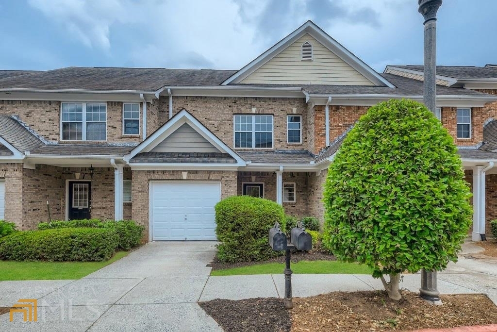 Foto principal - 1816 Willow Branch Ln