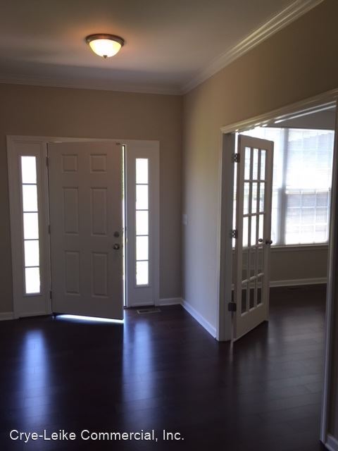 Building Photo - 4 br, 3.5 bath House - 802 Cornerstone Court