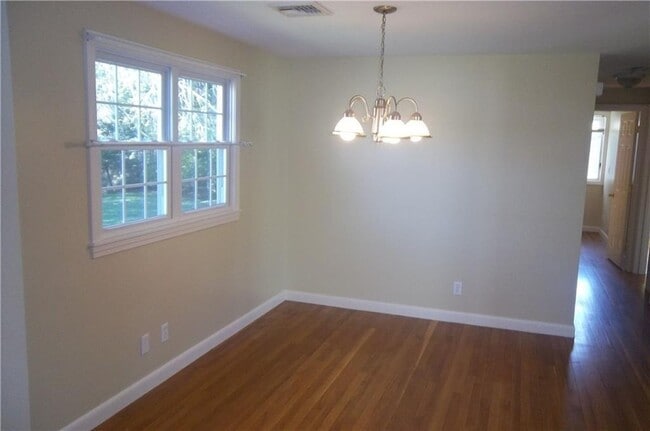 Building Photo - 80 Forest Park Dr