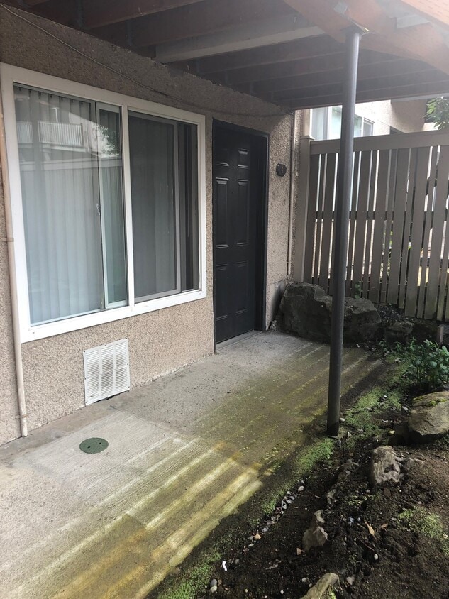 Photo - 3601 NE 73rd Pl (Seattle, WA)