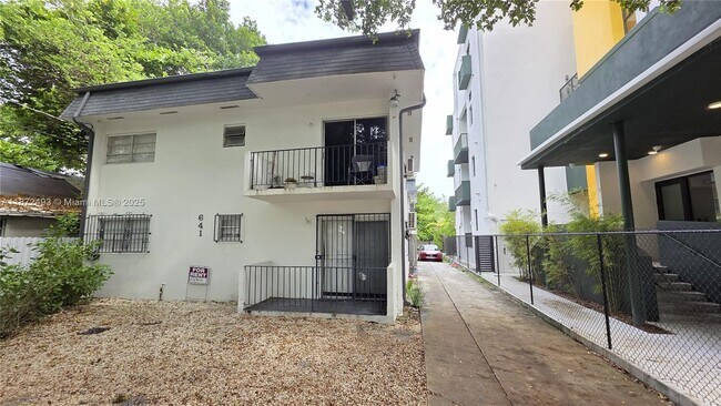 Building Photo - 641 NW 2nd St