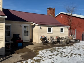 Building Photo - 1344 E College Ave