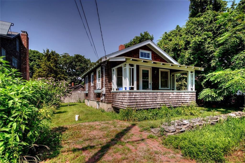 Primary Photo - 4 Swinburne St