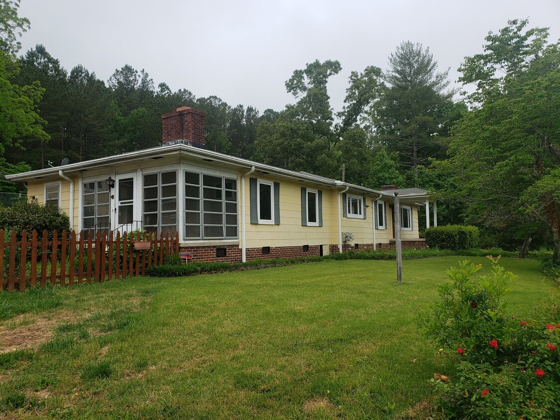 Primary Photo - 8701 N Tigerville Rd