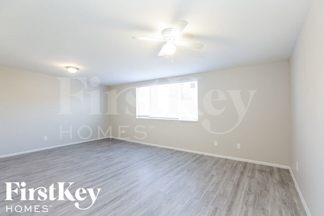 Foto del edificio - 12028 N 30th Dr