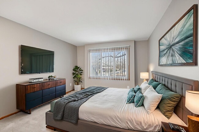 Remodel Bedroom - Midland Terrace