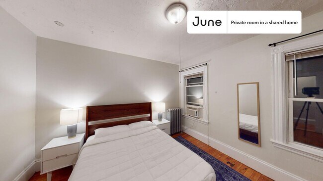 Foto del edificio - Room in Shared 6 bed/2 bath home