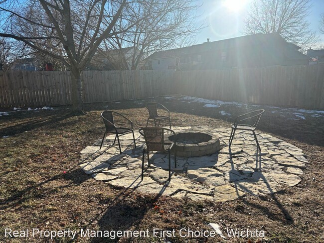 Building Photo - 3 br, 2.5 bath House - 8915 E Scott Ct.