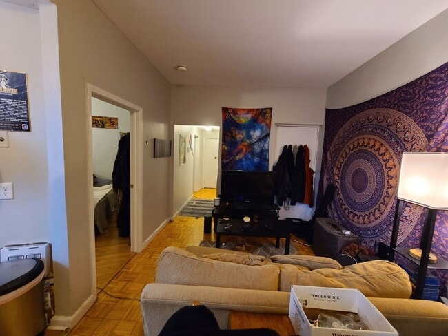 Foto del edificio - Close to T stop - Cleveland Circle - On site laundry