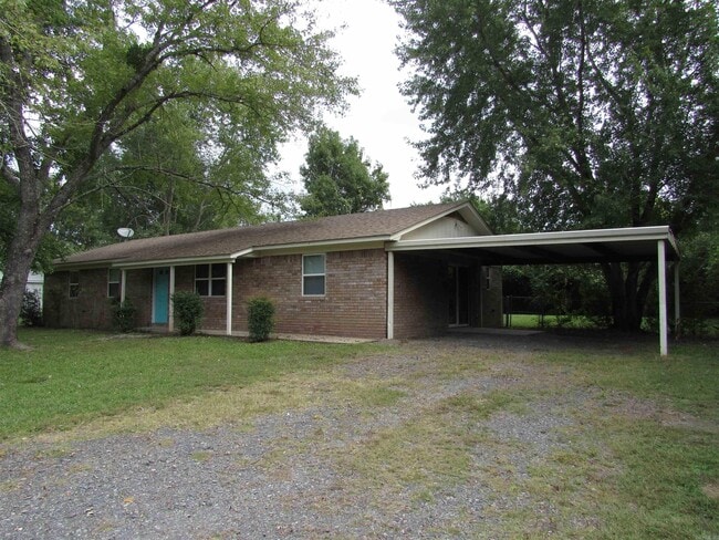 Building Photo - 22 Foxmoor Cir