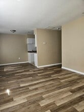 Building Photo - 1111 N Rockingham Ave