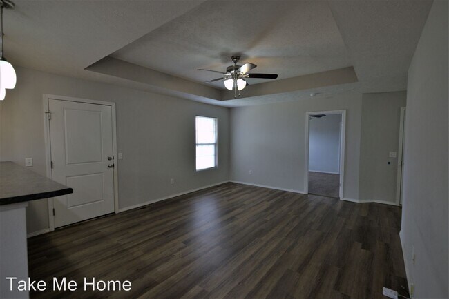 Building Photo - 3 br, 2 bath House - 5631 W Sugar Pine