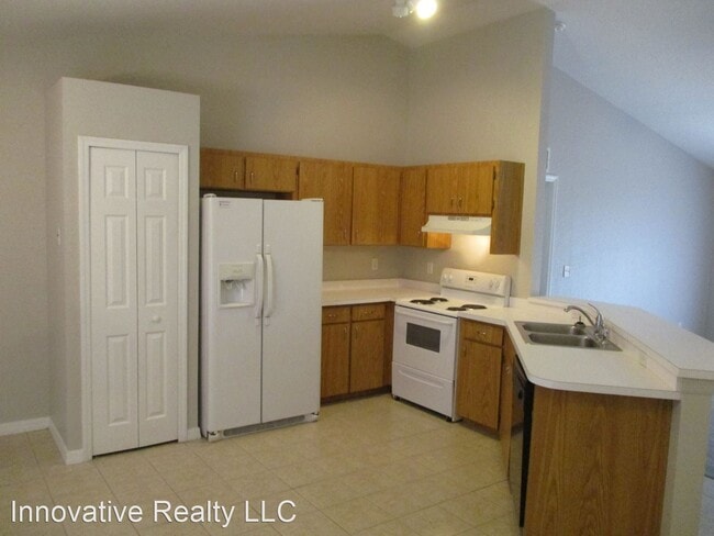 Building Photo - 4 br, 2.5 bath House - 5413 Rose Ave.