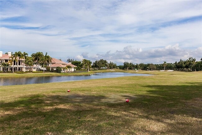 Photo - 3162 Inverness House