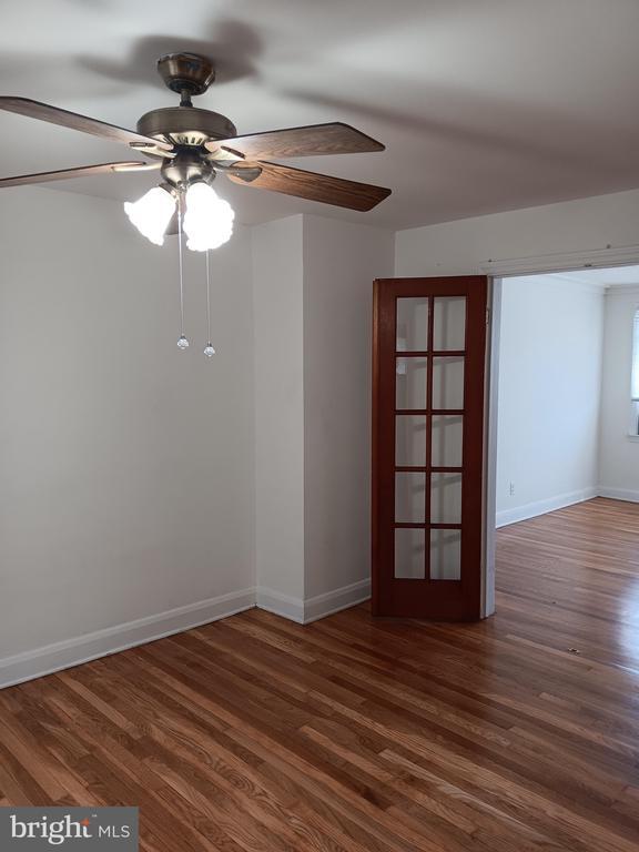 Building Photo - 3529 Pelham Ave