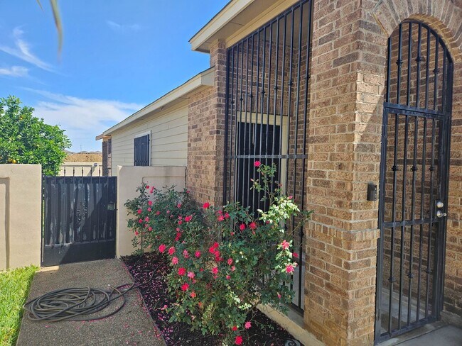 Foto del edificio - 5516 Shorthorn Dr