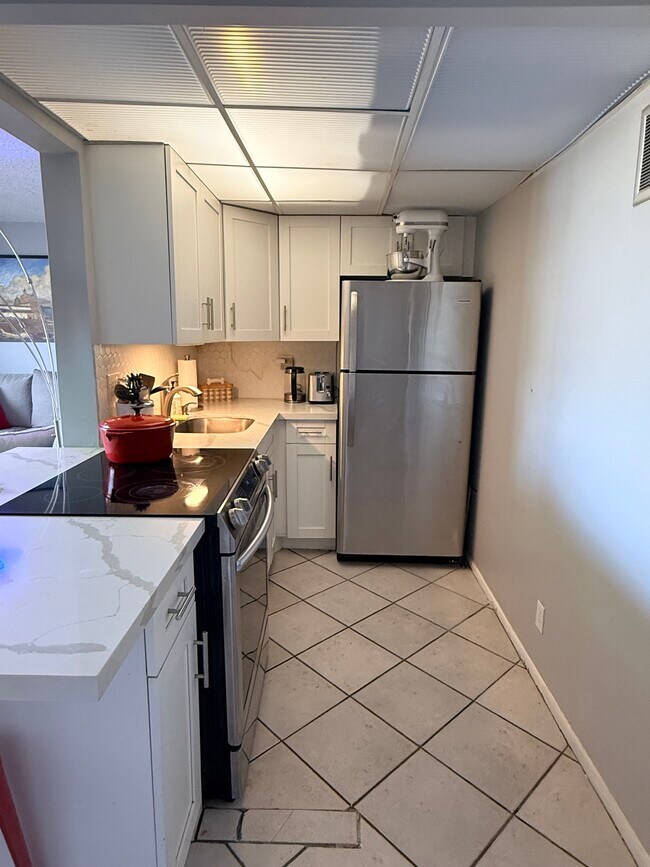 Foto del edificio - 1731 SE 15th St