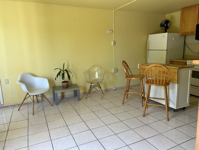 Foto del edificio - 1745 College View Pl