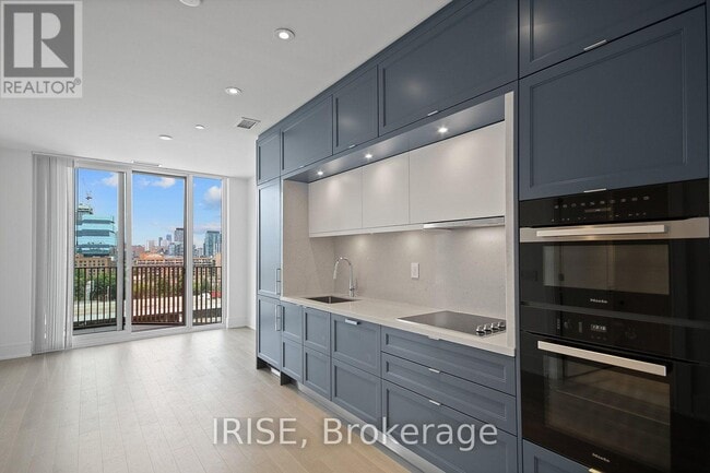Building Photo - 155 Merchants' Wharf