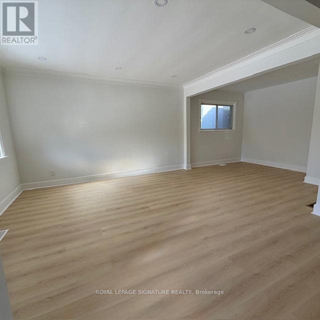 Building Photo - 293 Glebemount Ave