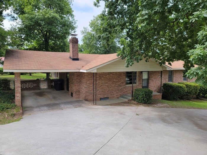 Primary Photo - 3851 Belair Rd