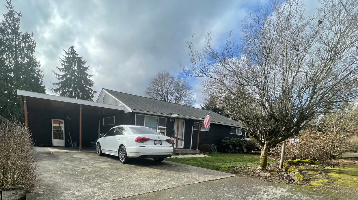 119 Leona St, Longview, WA 98632 House Rental in Longview, WA