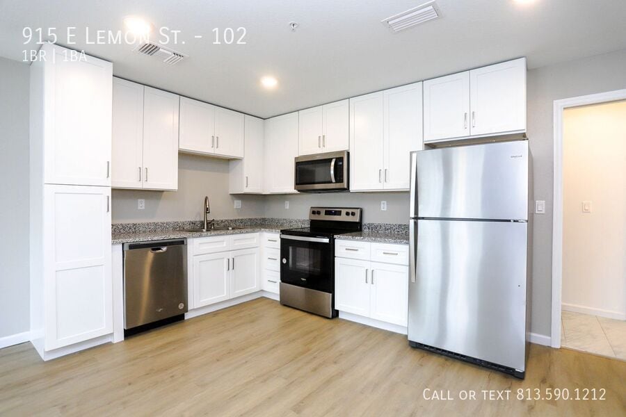 Foto principal - 915 E Lemon St