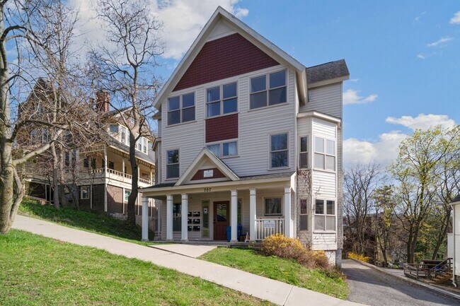 Foto del edificio - 707 E Seneca St.