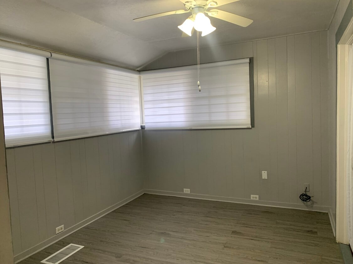 Foto principal - 47 W Elm St