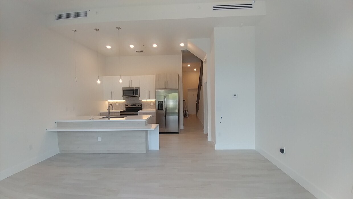 Photo - 813 NW 45th Terrace (Plantation, FL)