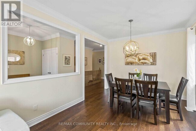 Photo du bâtiment - 5 Pollock Ave