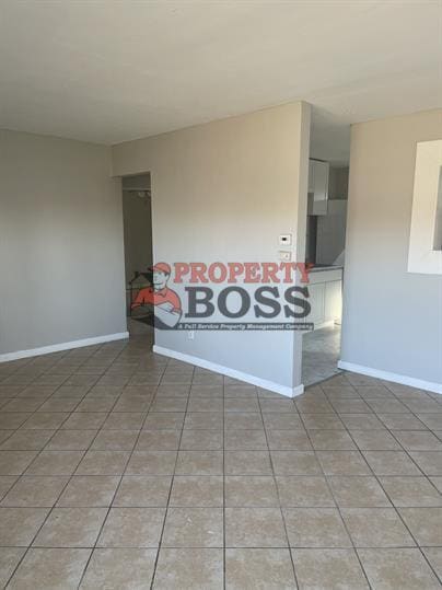 Building Photo - 1409 E 35th Ct