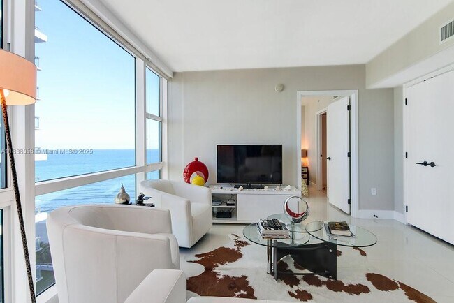 Building Photo - 6801 Collins Ave