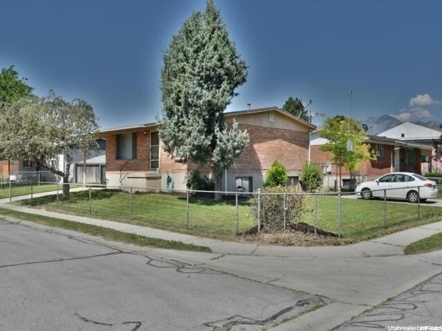 Building Photo - 8177 Darin St