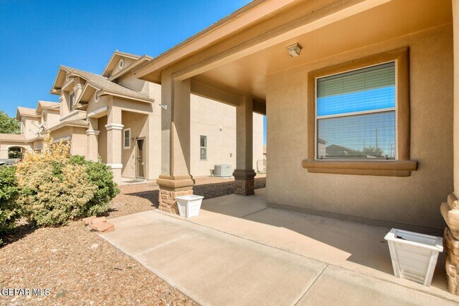 Building Photo - 14447 Miguel Terrazas Dr