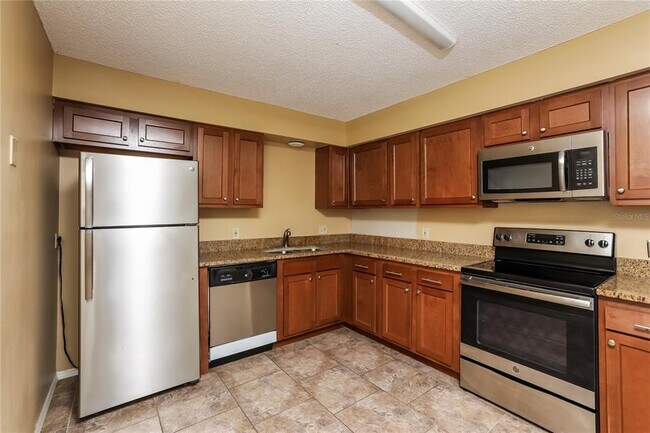 Foto del edificio - 441 S Sparkman Ave