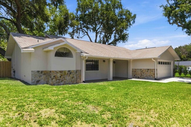Foto del edificio - Newly Renovated 3-Bedroom Home in Emerald Lake Colony – Move-In Special!