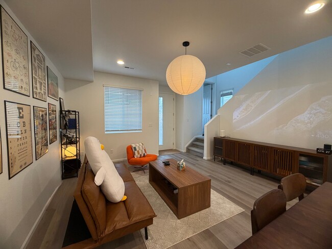 Photo - 2348 E Boulder St Townhome