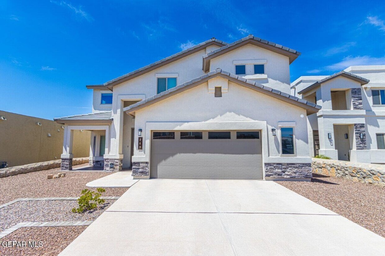 Foto principal - 249 Emerald Tower Dr